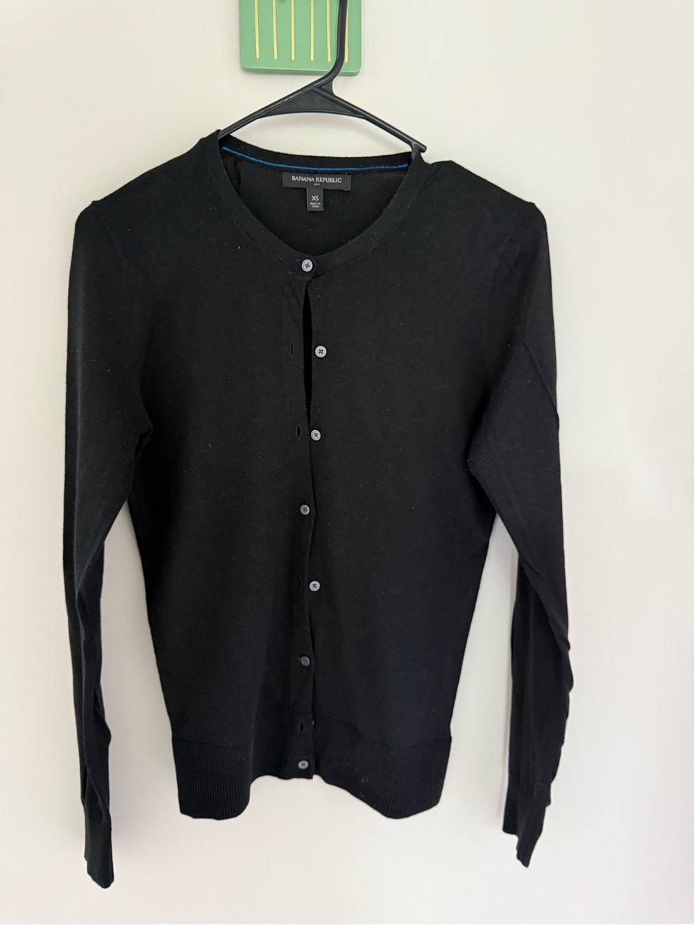 Banana Republic Men’s Black Crewneck Button Cardigan